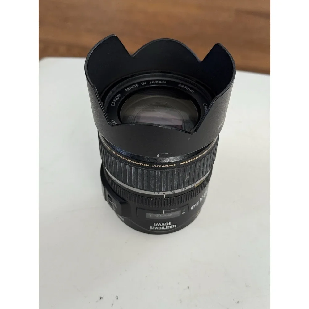 Canon EF-S IS USM 17-85mm f/4.0-5.6 EF IS EF-S USM Lens With Nikon Hb-32